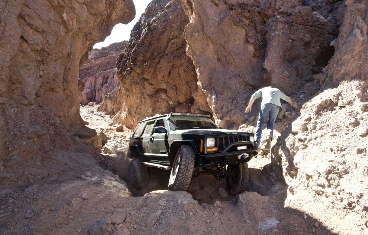 A Jeep Cherokee stuck on the rocks on Doran Scenic Trail Road
