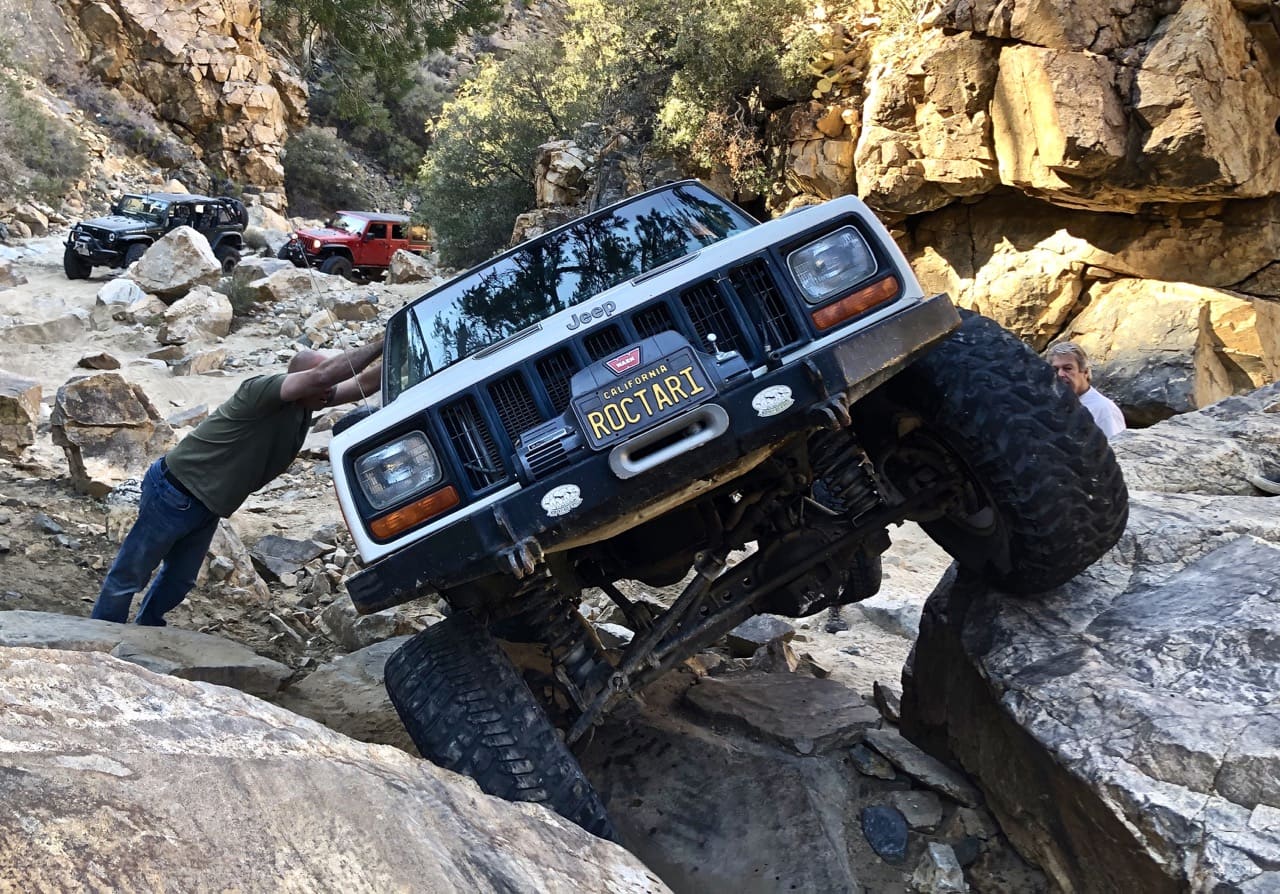 Jeep Cherokee off-roading at Mottino Wash